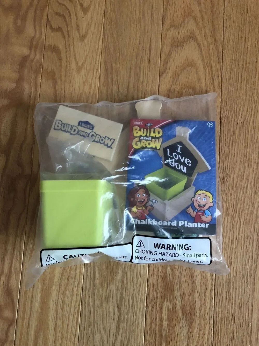 Lowe's‎ Build and Grow Chalkboard Planter Building Kit, 5+ DIY Wood New Sealed